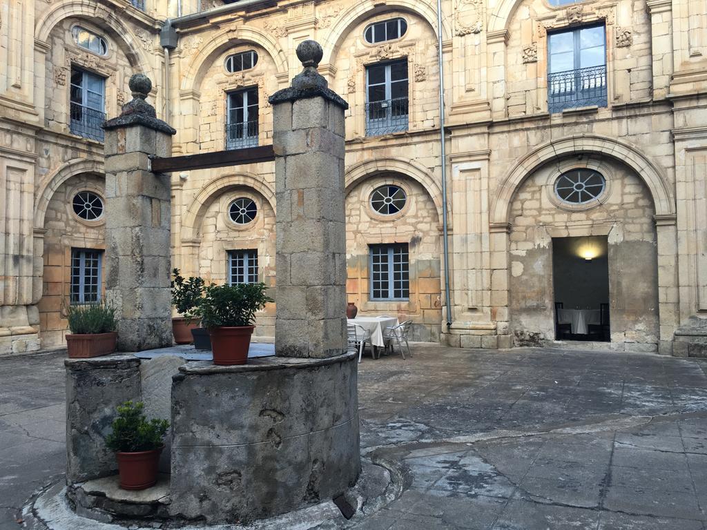 San Nicolas El Real Villafranca Del Bierzo Eksteriør bilde